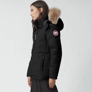Like new Canada Goose Chelsea Parka size S.